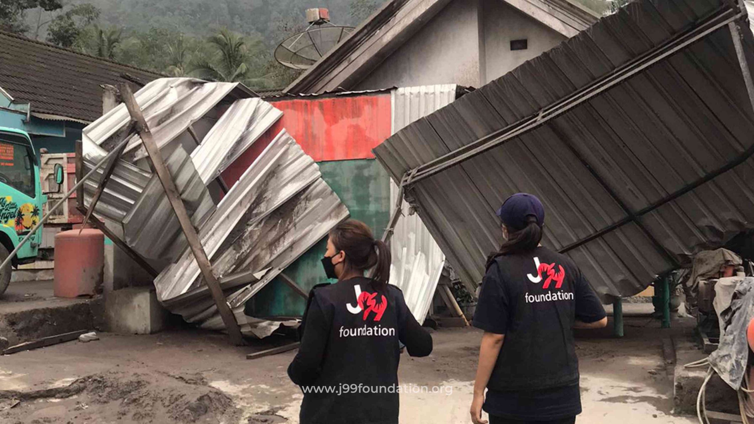 J99 Foundation, Gerak Cepat Salurkan Bantuan Ke Semeru